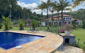 Espaço Eslovaquia - Casarão com Piscina, Paz e Conexão com a Natureza